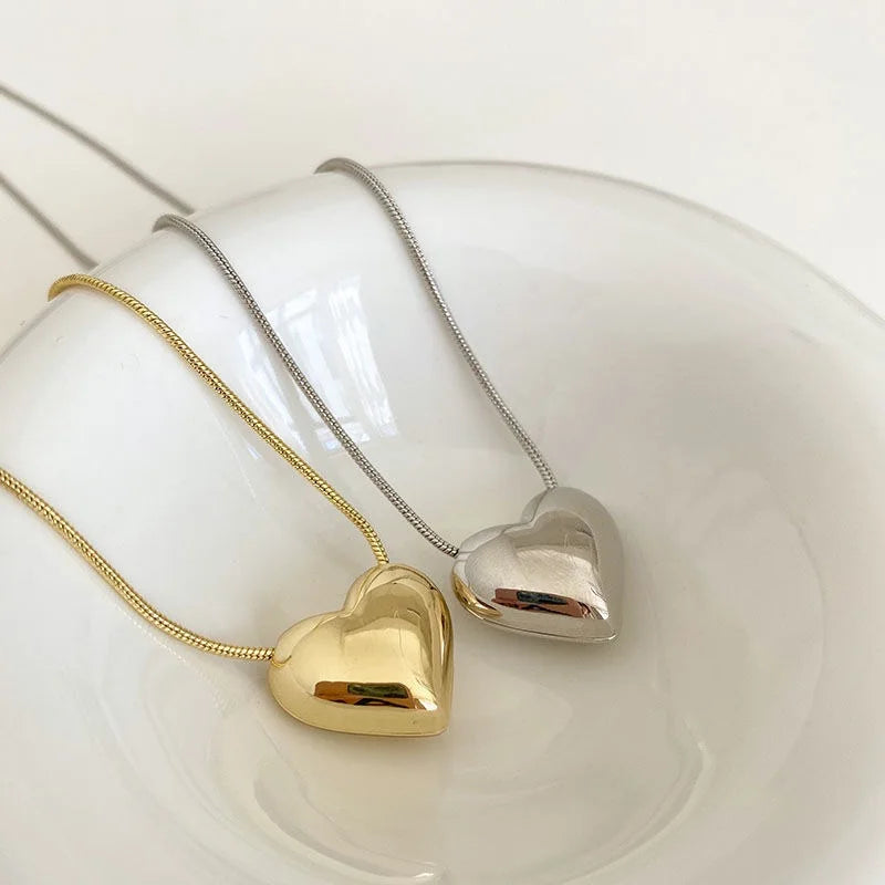 Delicate Heart Pendant Necklace — Adjustable Snake Chain