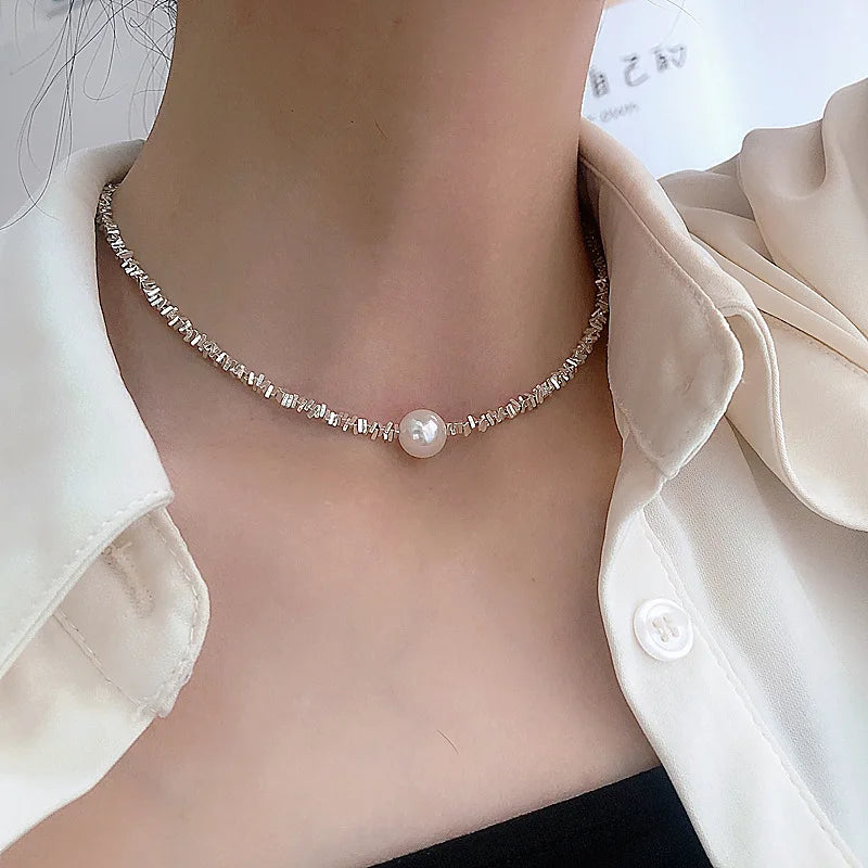 Irregular Beaded Choker Necklace with Multi-Cut Glass Crystal Beads