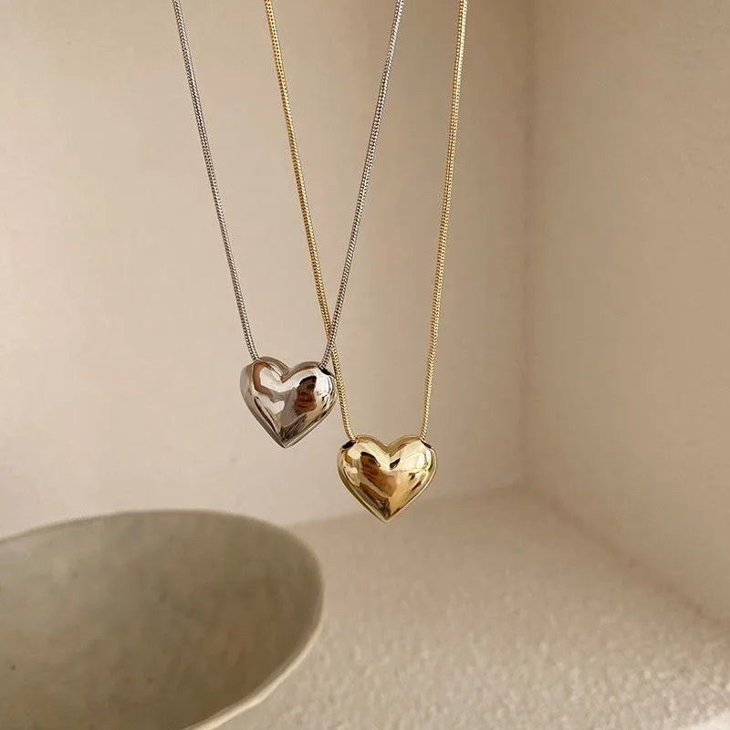 Delicate Heart Pendant Necklace — Adjustable Snake Chain