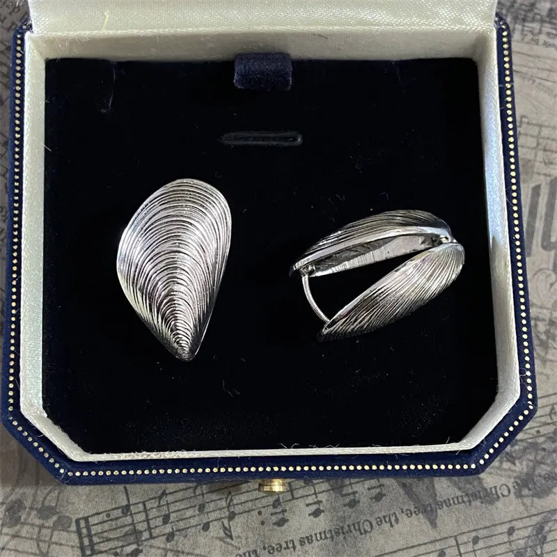 Vintage Metal Shell Stud Earrings with Silver Texture & Geometric Irregular Design