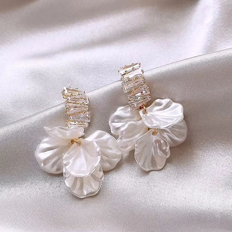 Shell Drop Earrings