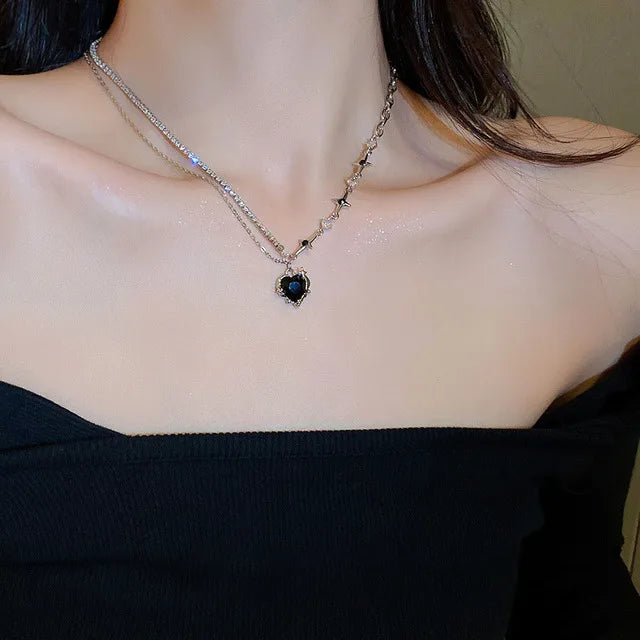 Color-Changing Mood Heart Pendant Necklace with Temperature-Sensitive Stone