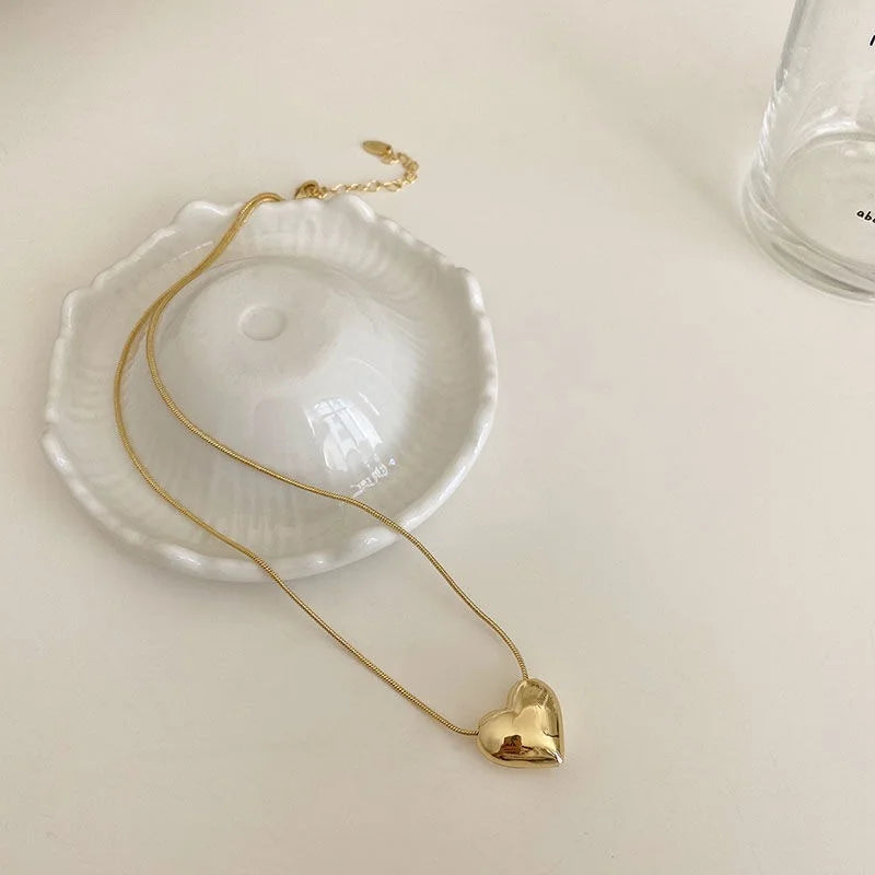 Delicate Heart Pendant Necklace — Adjustable Snake Chain