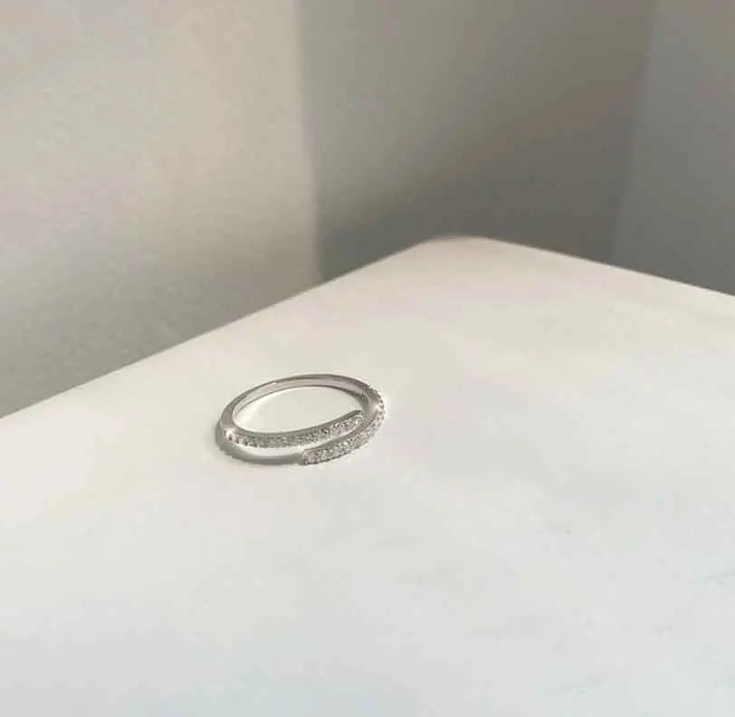 Minimalist Thin Rings with Pavé, Beaded, Butterfly & Leaf Designs