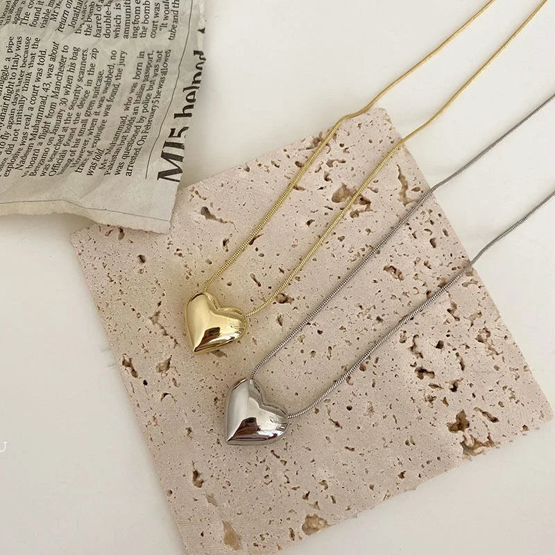 Delicate Heart Pendant Necklace — Adjustable Snake Chain